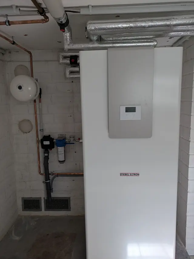 Wärmepumpe (Stiebel Eltron)
