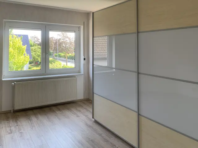 Schlafzimmer 1