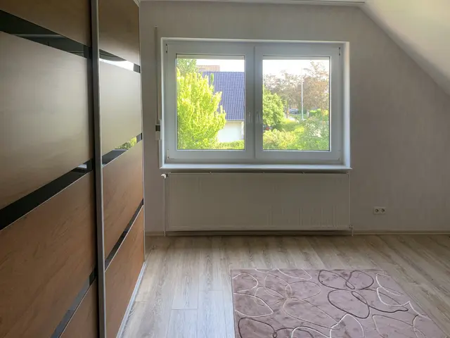 Schlafzimmer 2